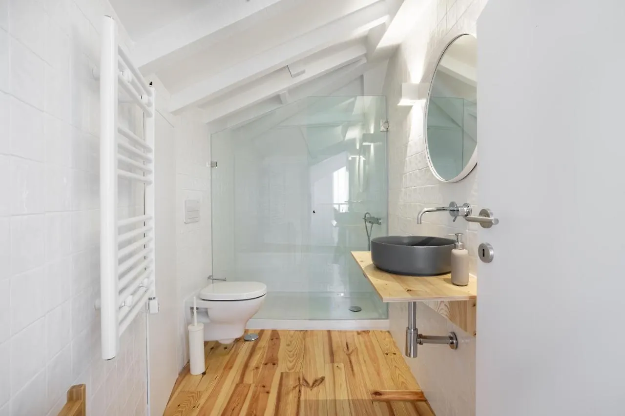 Holiday home Joivy Big 6Br House With Terrace In Santa Catarina Villa Lisbon