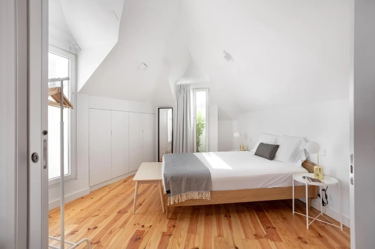 Joivy Big 6Br House With Terrace In Santa Catarina Villa Lisbon Holiday home