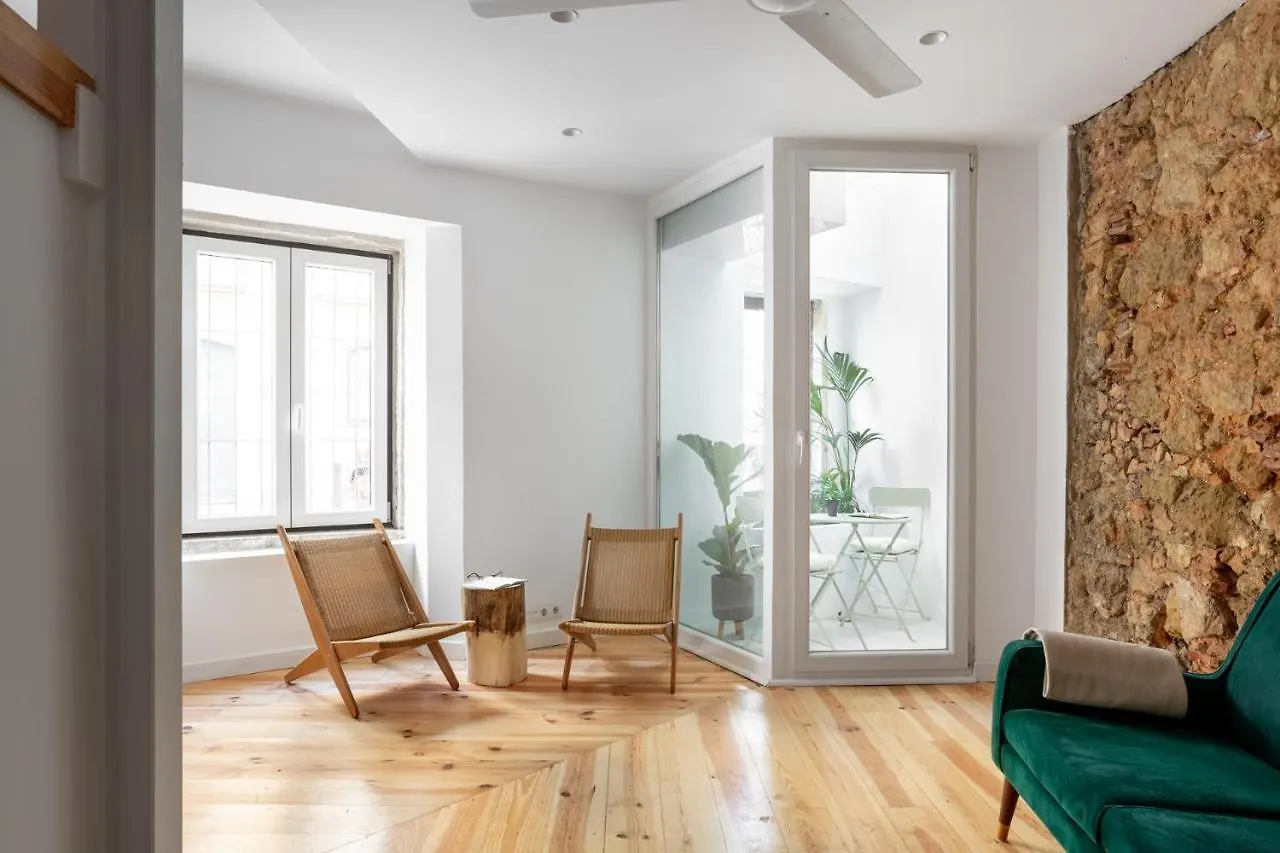 Villa Joivy Big 6Br House With Terrace In Santa Catarina Lisboa