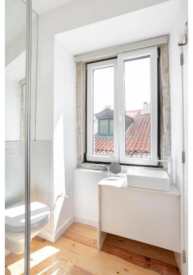Villa Joivy Big 6Br House With Terrace In Santa Catarina Lisboa